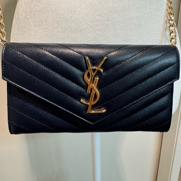 ❌SOLD❌EUC Authentic Saint Laurent Monogram Matelasse Leather Wallet Navy Blue - Picture 3 of 13